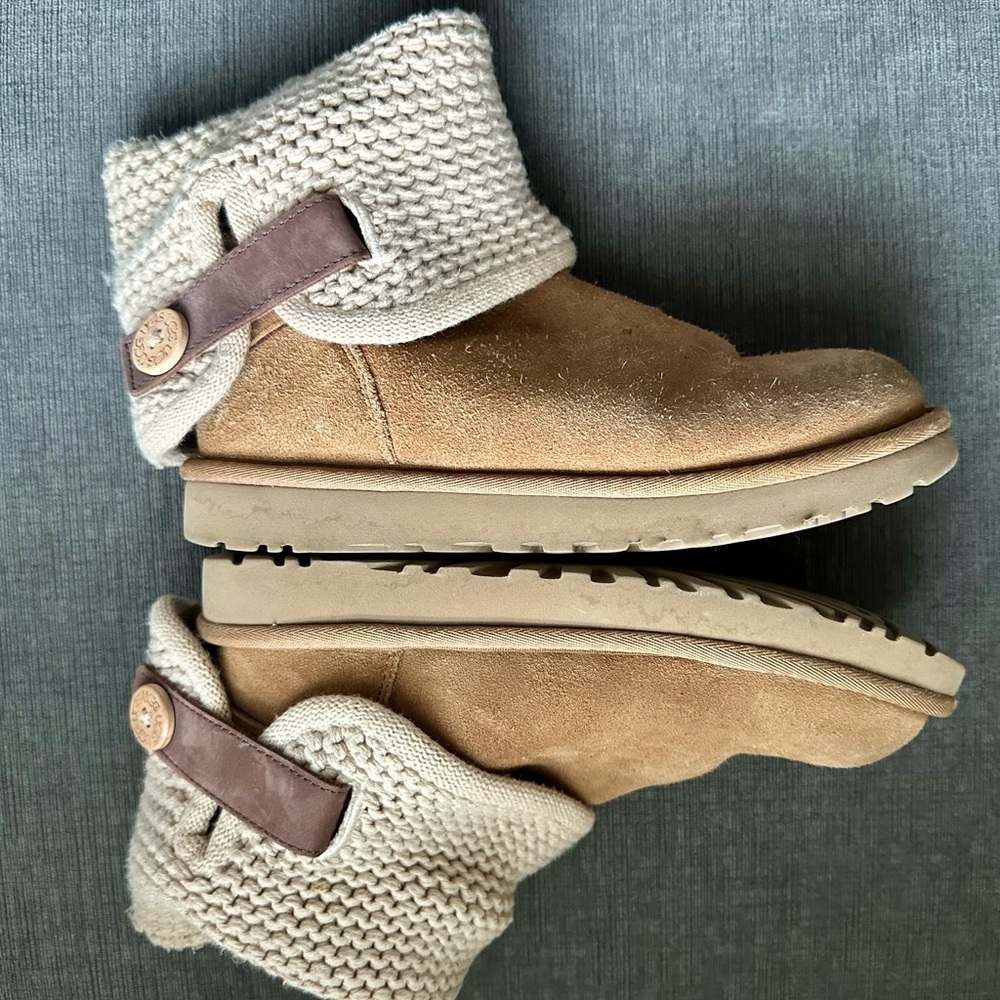 Uggs chestnut sz8